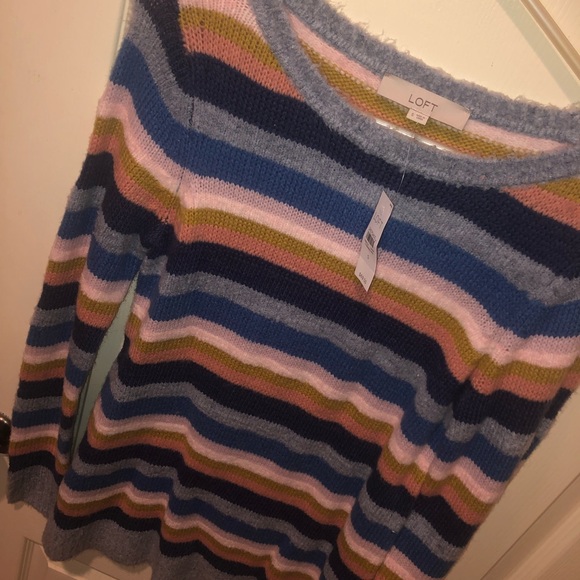 LOFT Sweater. NWT - Picture 8 of 11